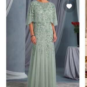 Elegant Green Evening Gown